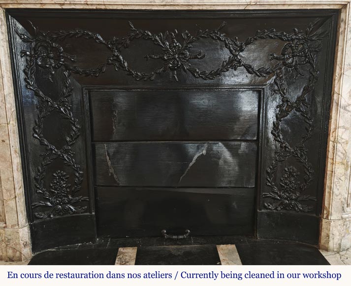 Louis XVI style fireplace with rounded corner, in Sarrancolin marble Louis XVI style fireplace with rounded corner, in Sarrancolin marble-9