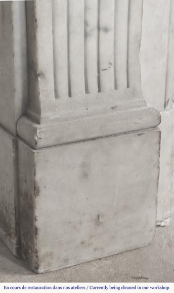 Louis XVI style fireplace with a central sunflower, in Carrara marble Louis XVI style fireplace with a central sunflower, in Carrara marble-4