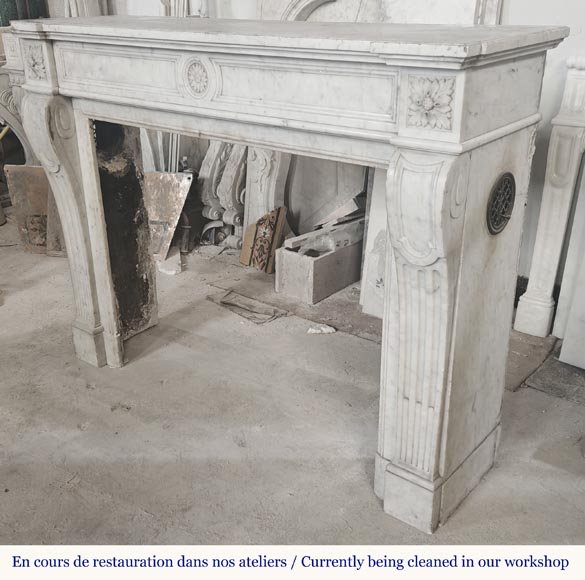 Louis XVI style fireplace with a central sunflower, in Carrara marble Louis XVI style fireplace with a central sunflower, in Carrara marble-5