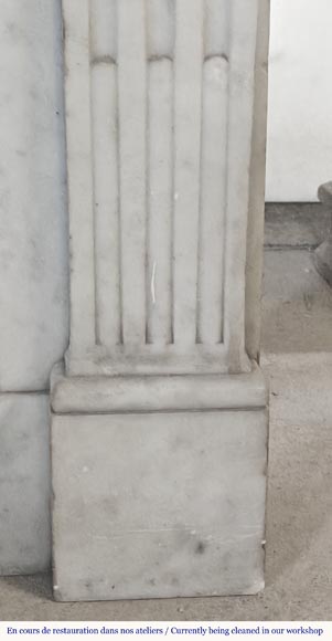 Louis XVI style fireplace with a central sunflower, in Carrara marble Louis XVI style fireplace with a central sunflower, in Carrara marble-7