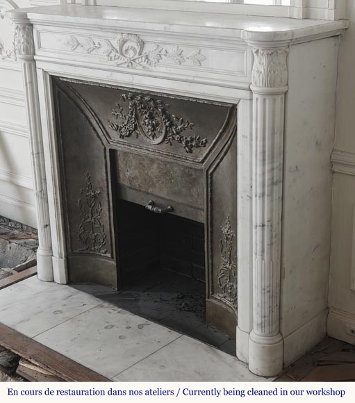 Louis XVI style fireplace with a Corinthian fluted half-column, in half-statuary marble Louis XVI style fireplace with a Corinthian fluted half-column, in half-statuary marble-7