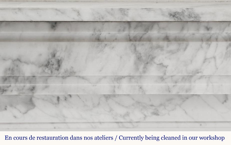 Louis XVI style fireplace in Carrara marble, with molded decoration Louis XVI style fireplace in Carrara marble, with molded decoration-1
