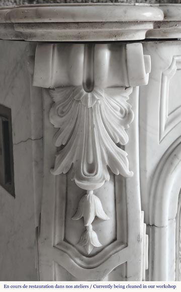 Louis XV style fireplace in Carrara marble, decorated with a palmette Louis XV style fireplace in Carrara marble, decorated with a palmette-5