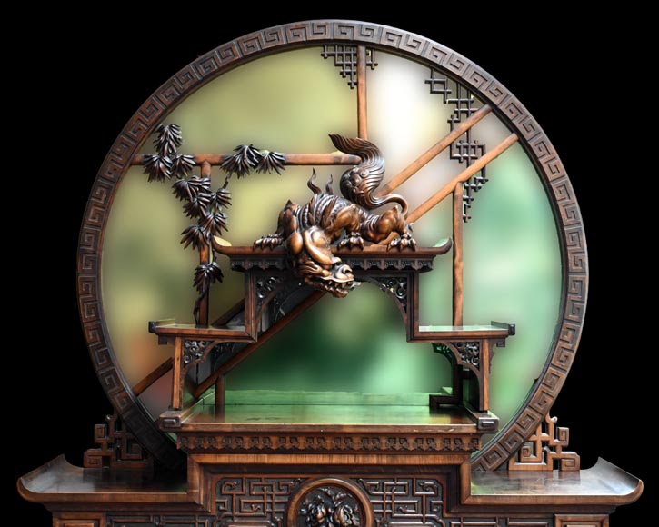 Gabriel VIARDOT (1830-1901) – Japanese-style fireplace in stained sycamore wood, topped with a dragon and an imposing circular mirror Gabriel VIARDOT (1830-1901) – Japanese-style fireplace in stained sycamore wood, topped with a dragon and an imposing circular mirror-1