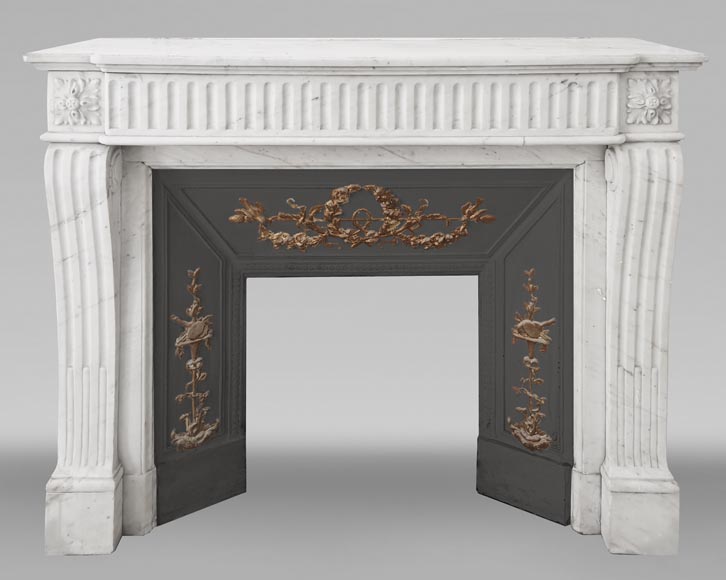 Louis XVI style fireplace in half-statuary marble, with rudenté decoration Louis XVI style fireplace in half-statuary marble, with rudenté decoration-0