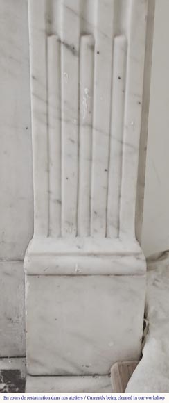 Louis XVI style fireplace in half-statuary marble, with rudenté decoration Louis XVI style fireplace in half-statuary marble, with rudenté decoration-7