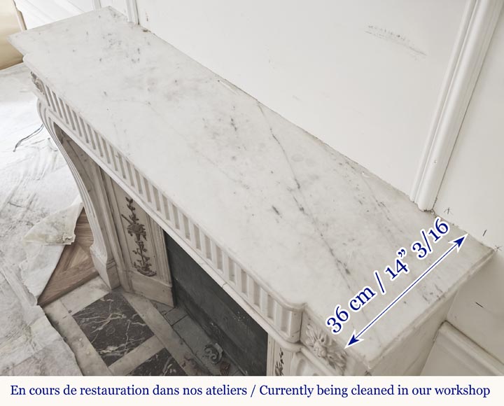 Louis XVI style fireplace in half-statuary marble, with rudenté decoration Louis XVI style fireplace in half-statuary marble, with rudenté decoration-9