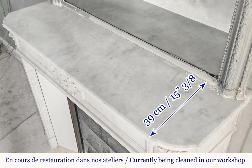 Louis XVI style fireplace in Carrara marble, with rounded corners Louis XVI style fireplace in Carrara marble, with rounded corners-10