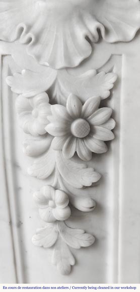 Louis XV style fireplace in Carrara marble richly carved with plant motifs Louis XV style fireplace in Carrara marble richly carved with plant motifs-12