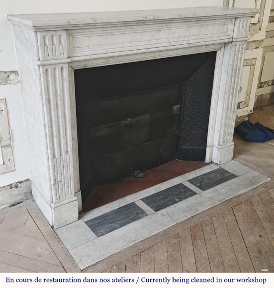 Louis XVI style fluted fireplace, in Carrara marble Louis XVI style fluted fireplace, in Carrara marble-2