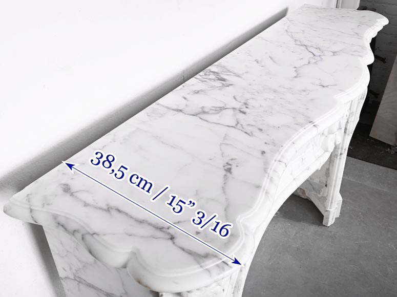 Louis XV style fireplace in Arabescato marble, decorated with an asymmetrical palmette Louis XV style fireplace in Arabescato marble, decorated with an asymmetrical palmette-12