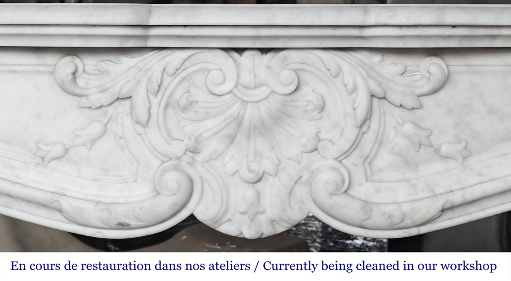 Louis XV style shell-shaped fireplace, in Carrara marble Louis XV style shell-shaped fireplace, in Carrara marble-1