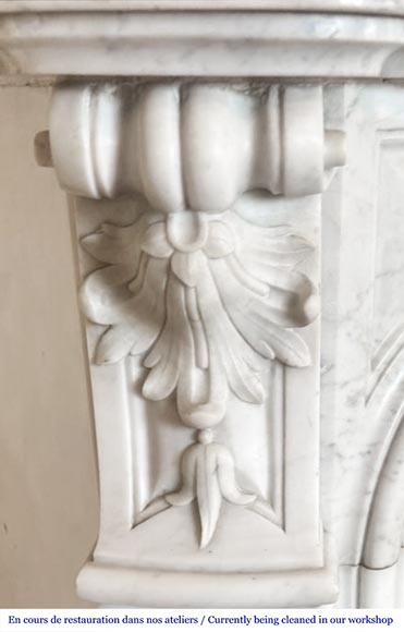 Louis XV style fireplace in Carrara marble, decorated with a shell-3