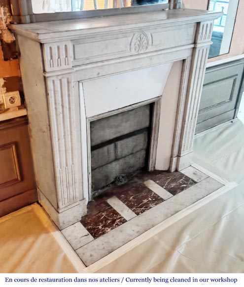 Louis XVI style fireplace in Carrara marble, decorated with a palmette Louis XVI style fireplace in Carrara marble, decorated with a palmette-2