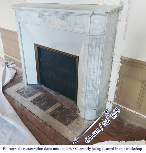 Louis XVI style fireplace in Carrara marble with rounded corners Louis XVI style fireplace in Carrara marble with rounded corners-5