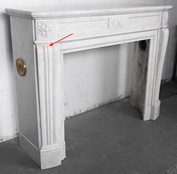Louis XVI style fireplace in Carrara marble, slightly curved Louis XVI style fireplace in Carrara marble, slightly curved-3