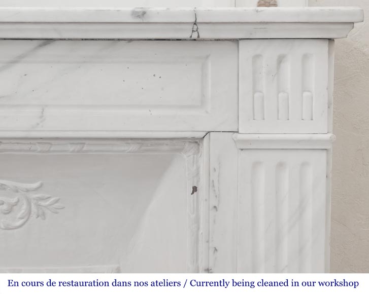 Louis XVI style fireplace in semi-statuary marble, decorated with a sunflower Louis XVI style fireplace in semi-statuary marble, decorated with a sunflower-6
