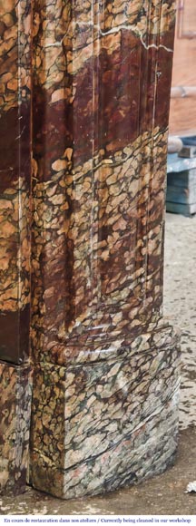 Louis XV style fireplace in Campan marble, decorated with a shell motif Louis XV style fireplace in Campan marble, decorated with a shell motif-5