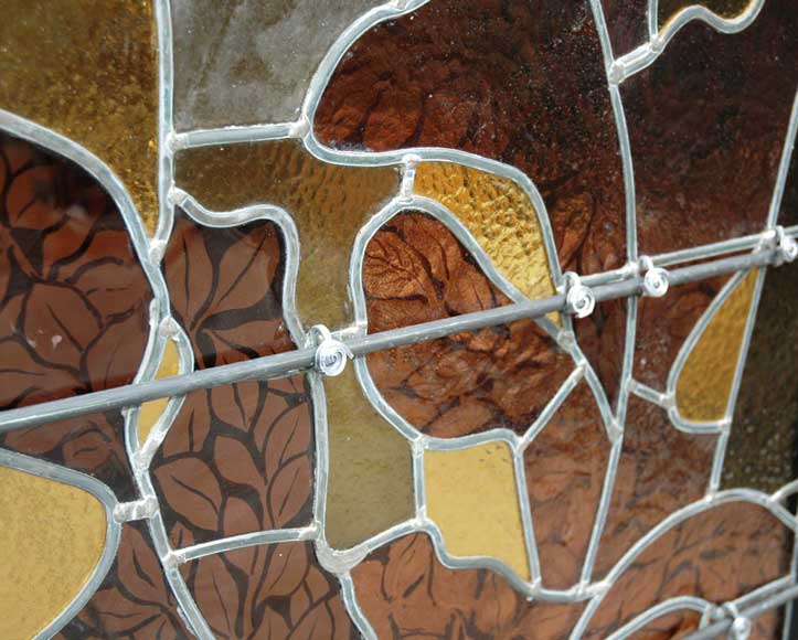 Stained glass window, painted by Thomas from Valence, 1915 Stained glass window, painted by Thomas from Valence, 1915-11