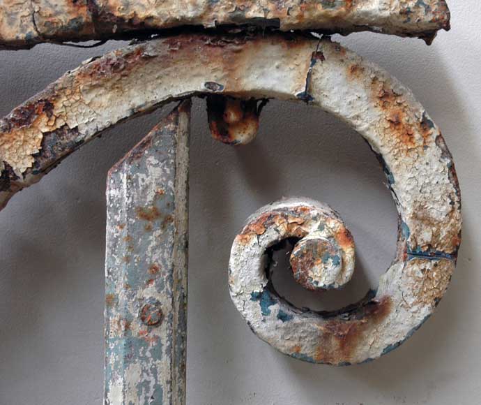 Wrought iron bracket from Large Louis XIV period Wrought iron bracket from Large Louis XIV period -3