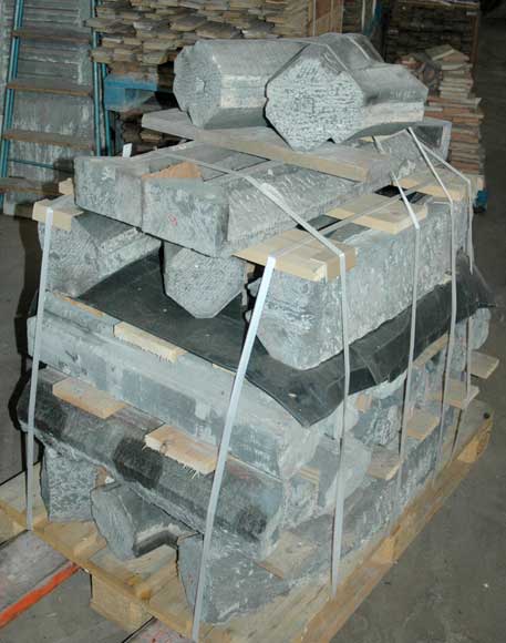 Neo-gothic stone window frame from Soignies Neo-gothic stone window frame from Soignies -1