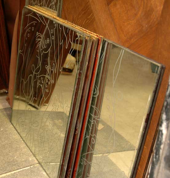 Mantel in travertine stone from the 1940's with surrounding wall of mirrors Mantel in travertine stone from the 1940's with surrounding wall of mirrors-2