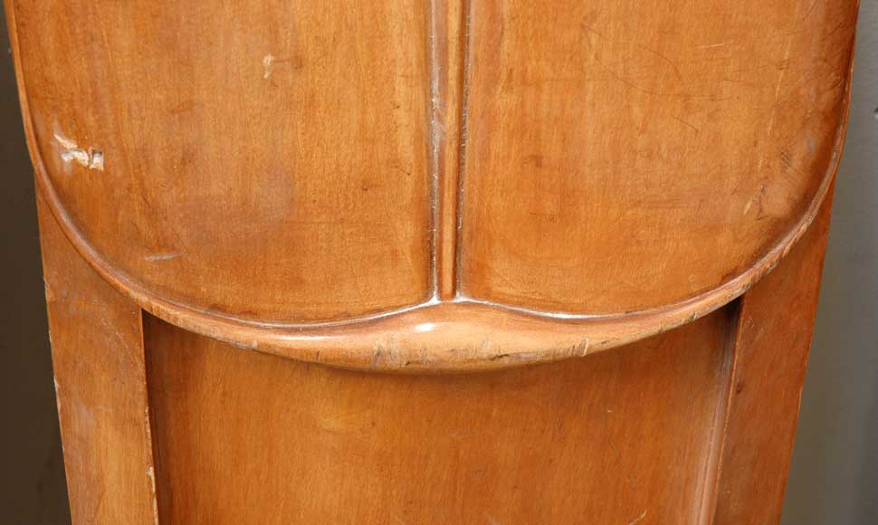 Sue and Mare Art Deco scrolled bases Sue and Mare Art Deco scrolled bases-3