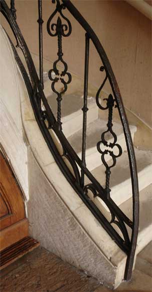 Iron Gothic style banister Iron Gothic style banister -3