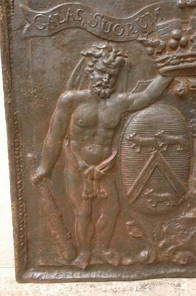 Antique cast iron fireback with De Jannel de Belval family coat of arms Antique cast iron fireback with De Jannel de Belval family coat of arms-3
