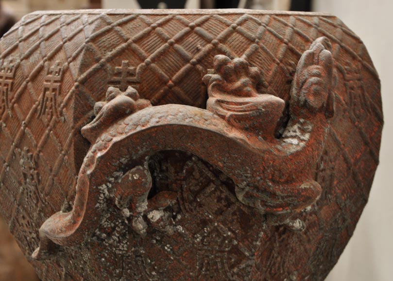 Large antique Chinese style planter in openwork cast iron Large antique Chinese style planter in openwork cast iron-6