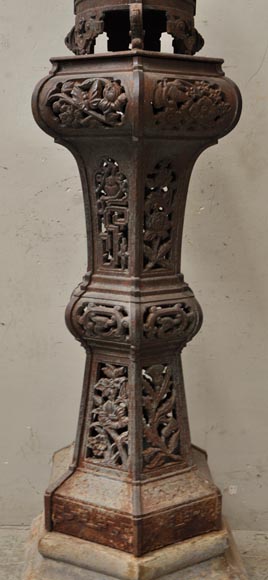 Large antique Chinese style planter in openwork cast iron Large antique Chinese style planter in openwork cast iron-10