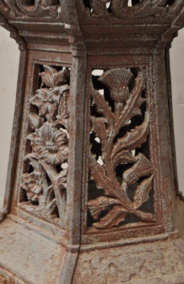 Large antique Chinese style planter in openwork cast iron Large antique Chinese style planter in openwork cast iron-13