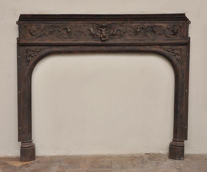 Fireplace cast iron insert, style Napoleon III, with grotesques and chimeras decoration Fireplace cast iron insert, style Napoleon III, with grotesques and chimeras decoration-0