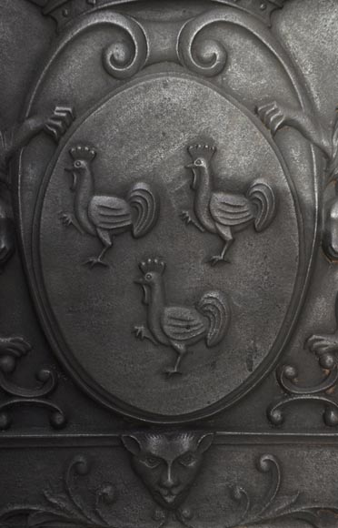 Cast iron fireback with roosters and lions decoration Cast iron fireback with roosters and lions decoration-1